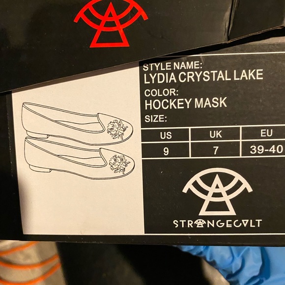 StrangeCult “Crystal Lake Lydia Flat” Jason Friday the 13th Size 9 US Womens NIB - Picture 7 of 12